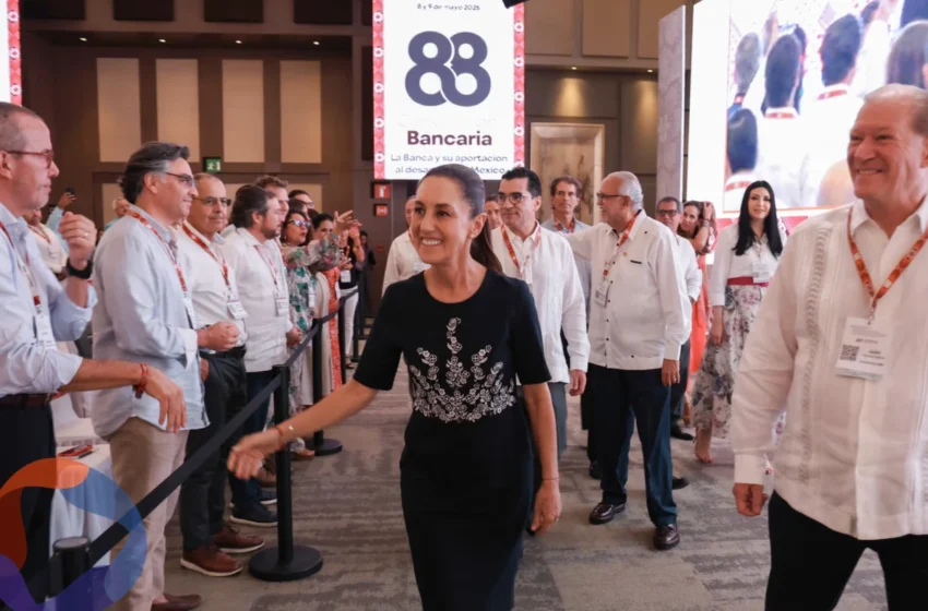  Conexión y Crecimiento: La Banca y el Gobierno Mexicano De frente y Juntos hacia el Futuro